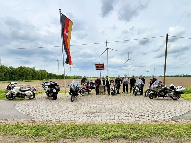 Fahrt nach Hoya